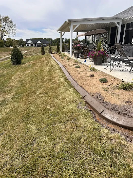 Alternative Edge Landscaping Picture 10