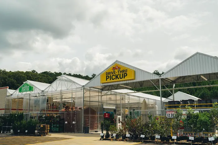 Garden Center at Tractor Supply Picture 1