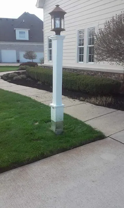 Mascari Lawn & Landscape Picture 1