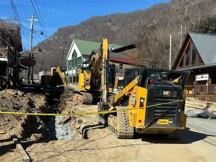Kustom Detail Landscaping & Excavating Picture 2