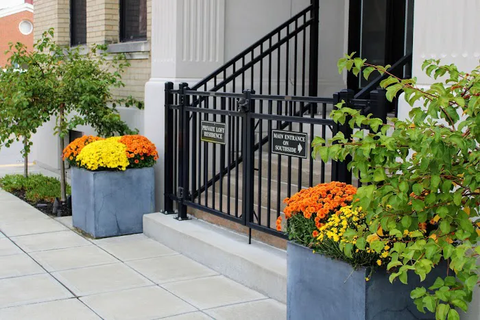 Hank Metzger Landscape, Inc. Picture 2