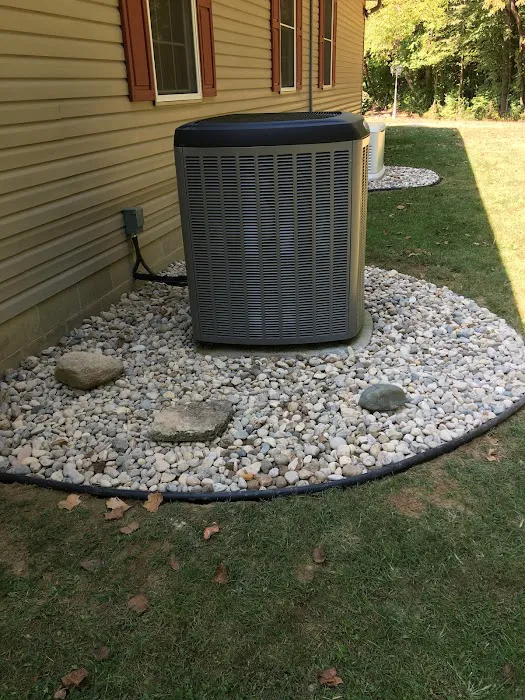 Miguel lawn care landscaping comercial and residencial Picture 7