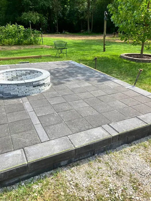 Miguel lawn care landscaping comercial and residencial Picture 1