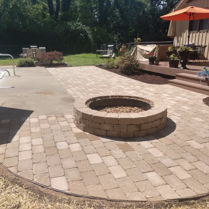 White's Creative Landscaping Inc Picture 2