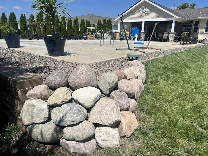 Steve’s Tree and Landscaping Picture 2