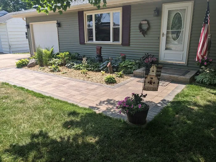 Oakwood Landscaping Picture 4