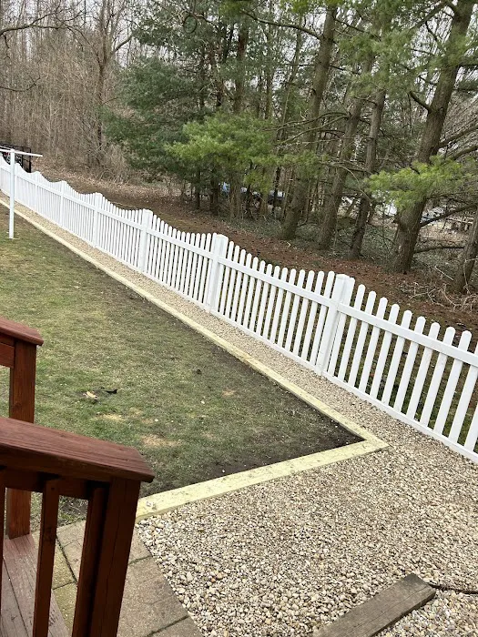Chimal Landscaping Service Picture 4