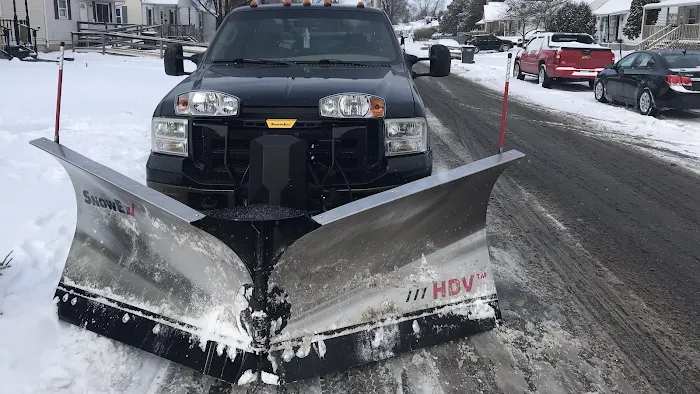J&R's Lawn Service and Snow Plowing Picture 3