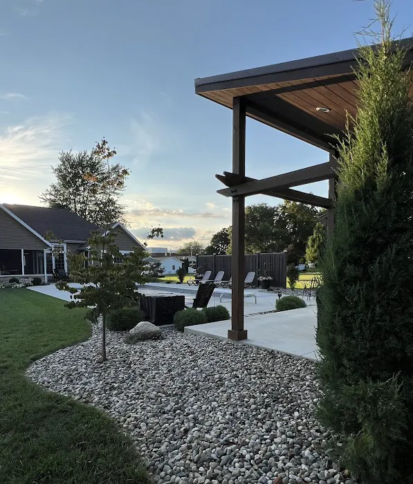 R Landscaping Picture 5