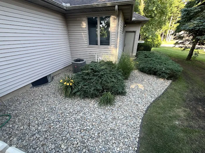 R Landscaping Picture 2