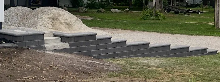 Grand Designs Landscaping & Hardscaping, LLC Picture 2