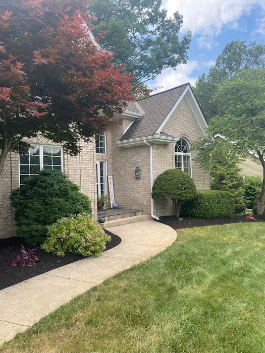 LC Lawn Services LLC Picture 2