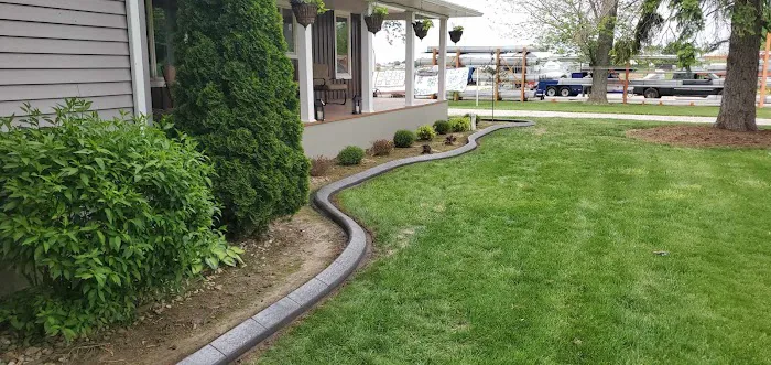 Creative Designs Curbing Picture 3
