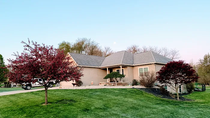 Frye's Lawn Care & Landscaping Picture 2