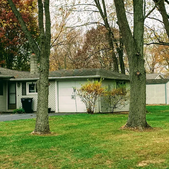 Frye's Lawn Care & Landscaping Picture 8