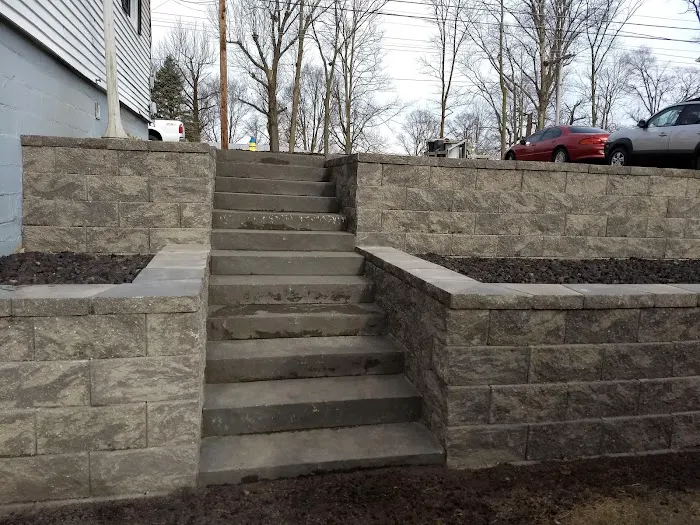 Integrity Lawnscapes LLC Picture 8