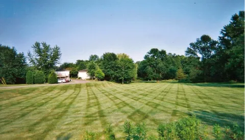 Expert Lawn & Landscape LLC Picture 6