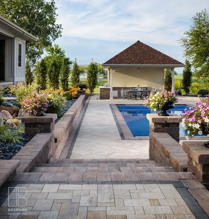 Joe Dirt Landscaping and Pools Picture 3