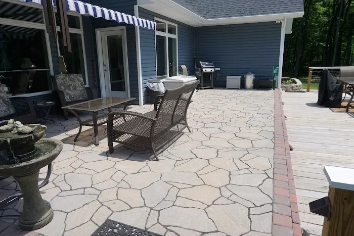 Nate’s Lawn & Landscape LLC Picture 4