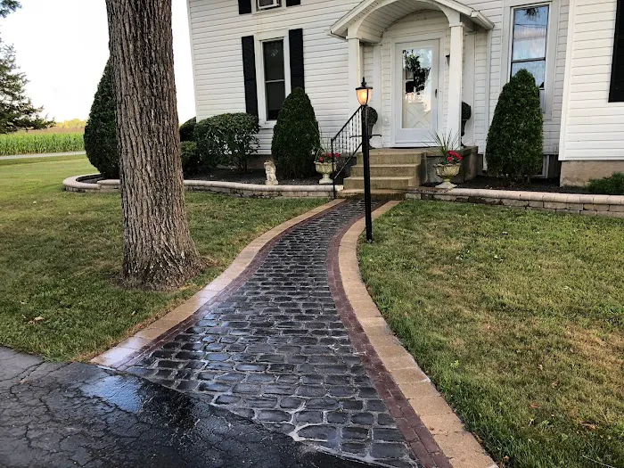 Nate’s Lawn & Landscape LLC Picture 1