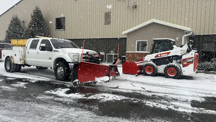 Brightwood Landscape and Snow Removal Picture 10