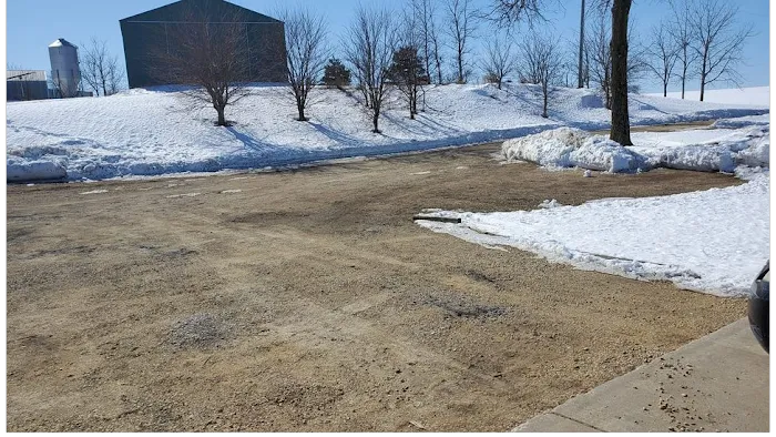 Grinnell Outdoor Services Picture 4
