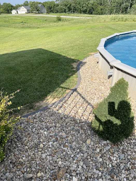 Curb Appeal - Landscaping and Lawn Care Service Picture 9