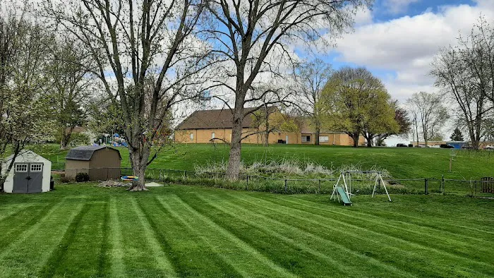 Perring Landscape Services Co. Picture 1