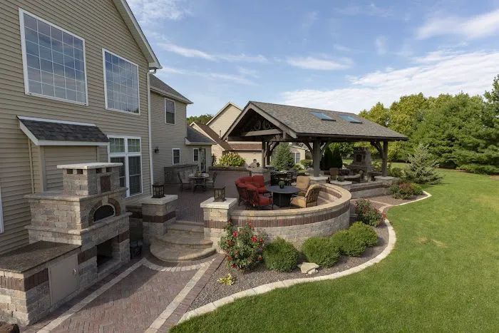 Mark Hoerr Landscaping Inc Picture 2