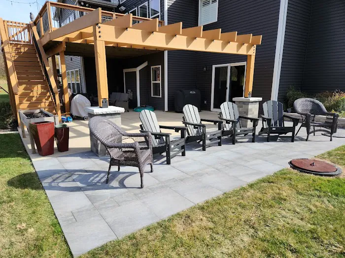 Suburban Landscaping Picture 4