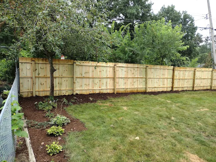 Hearns Landscaping & Lawn Maintenance Picture 5