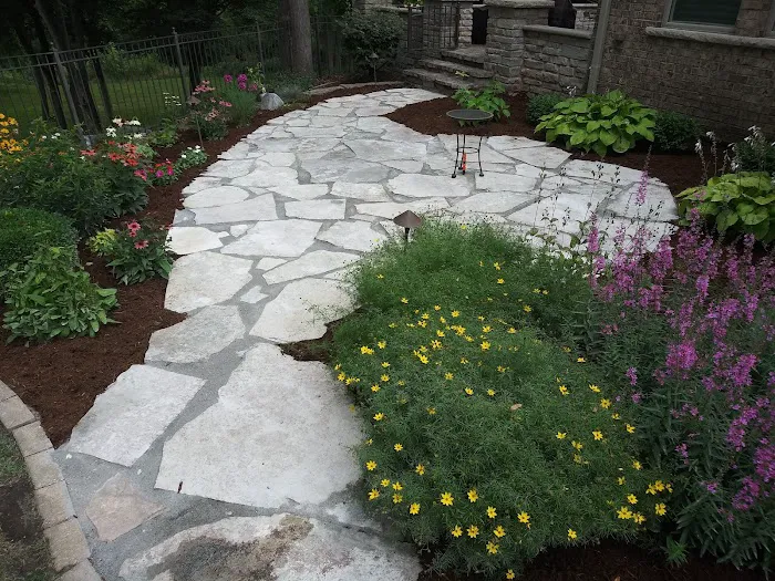 Hearns Landscaping & Lawn Maintenance Picture 7