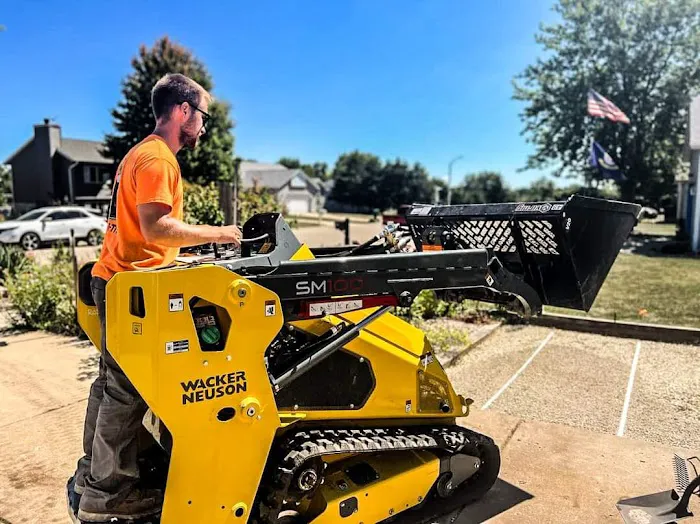 Lea's Lawn Care Picture 5