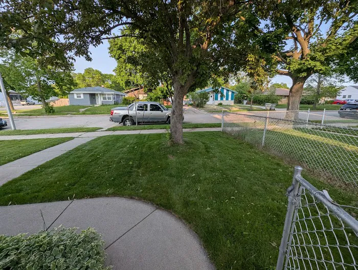 Grayson Lawn Care Picture 2