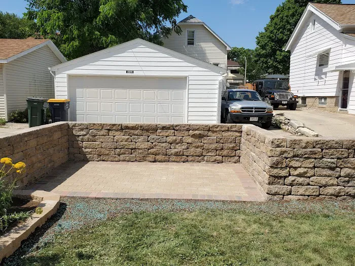 Elena's Landscaping llc Picture 2
