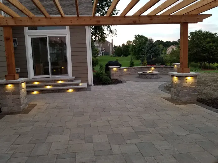 Kelly's Greenscapes LLC Picture 3