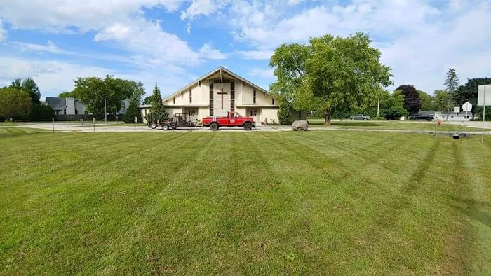 Lawonn Lawn & Landscaping Picture 5