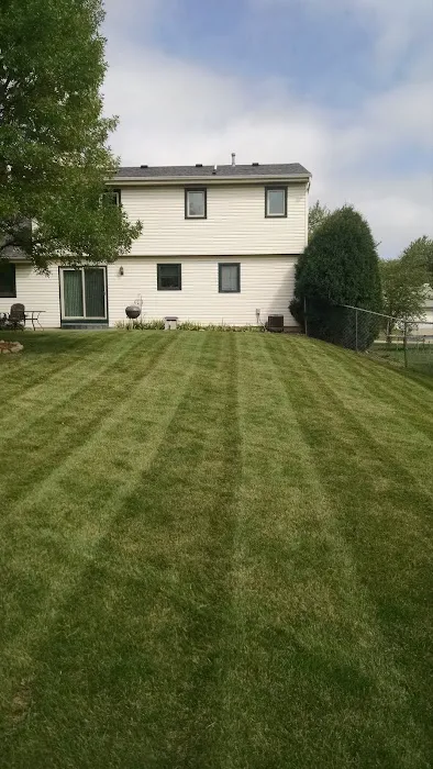 Lawonn Lawn & Landscaping Picture 9