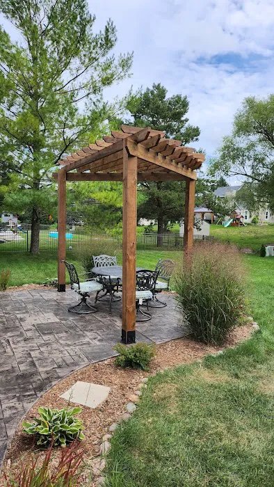 tillman landscaping llc Picture 3