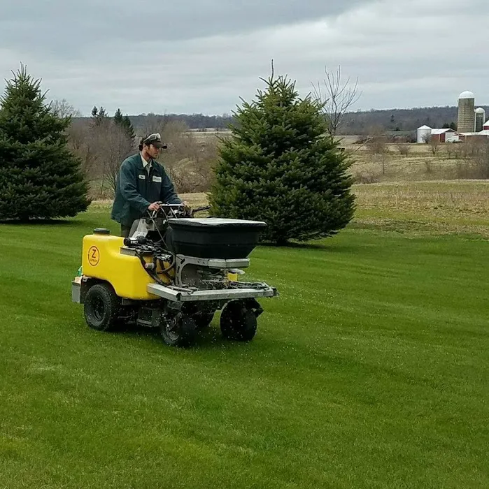 Advance Lawn Service Company LLC Picture 3