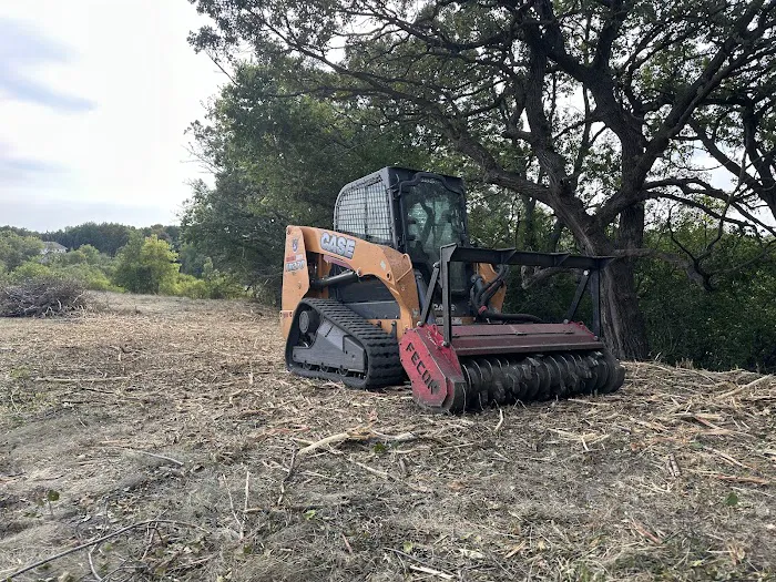 Natures Call Land Clearing, Tree Removal, Stump Grinding, Grading, and Excavation Picture 2