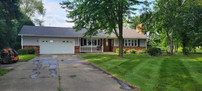 Curb Appeal Design & Landscape Picture 7