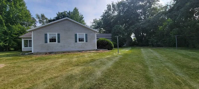 Curb Appeal Design & Landscape Picture 1