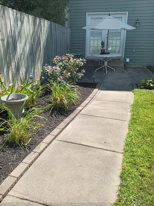 X-treme Lawn & Landscape Picture 4