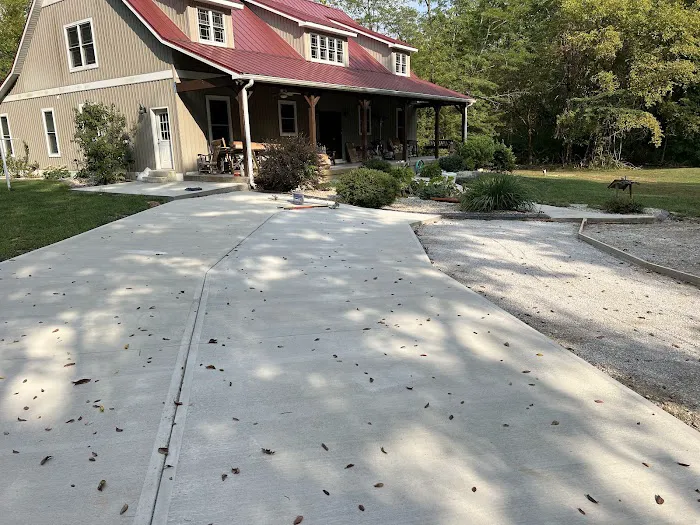 Sycamore Curbing LLC Picture 1