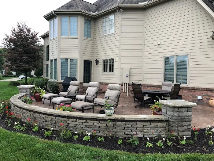 Premier Lawn and Tree Picture 3