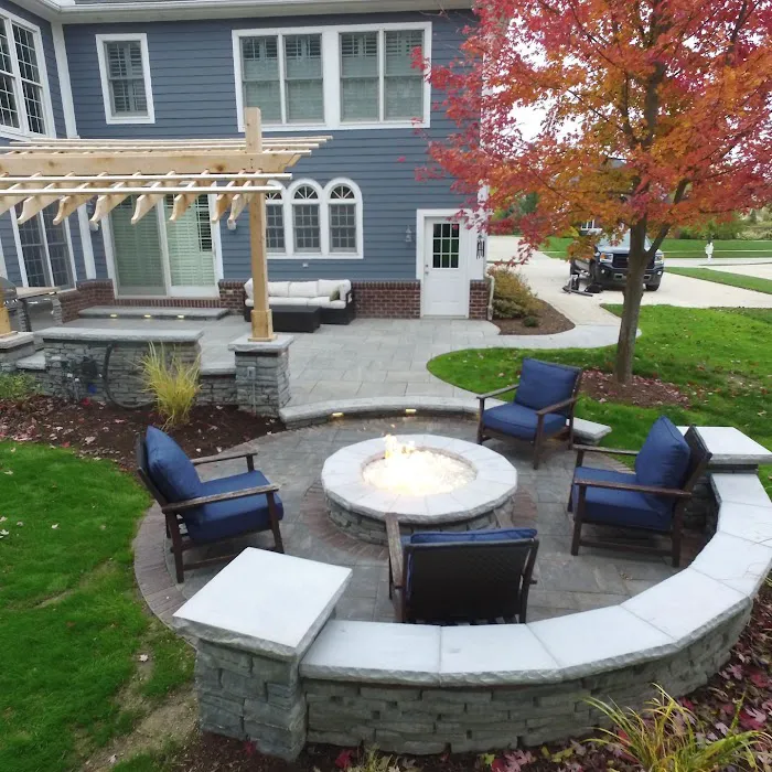 Premier Lawn and Tree Picture 4