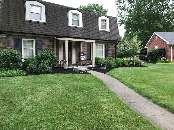 Hackett's Lawn Care Picture 5
