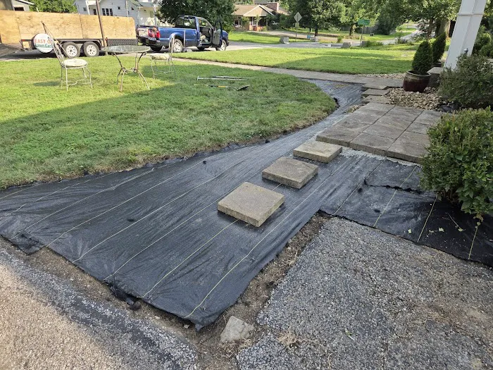 Easy Go Lawn Care Picture 9