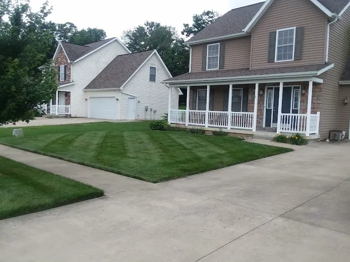 Easy Go Lawn Care Picture 4